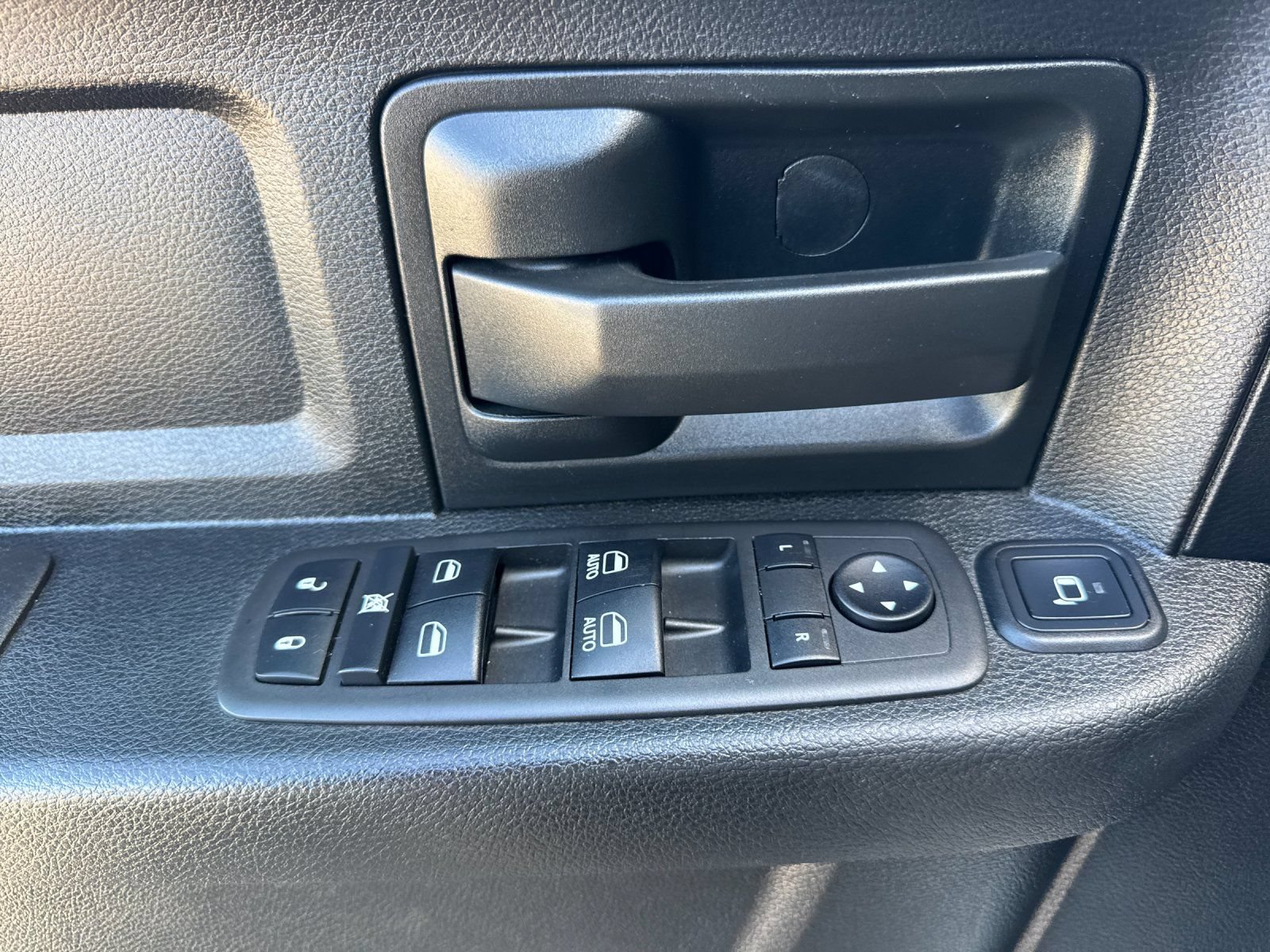 Used 2024 RAM 2500 Tradesman AWD/4WD image 11