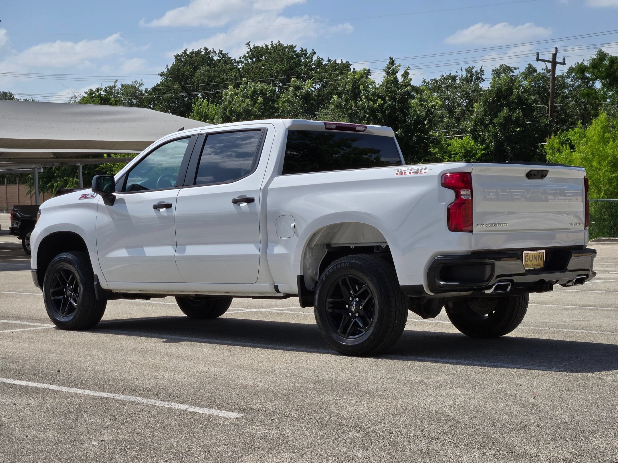 Used 2025 Chevrolet Silverado 1500 Custom Trail Boss AWD/4WD image 5