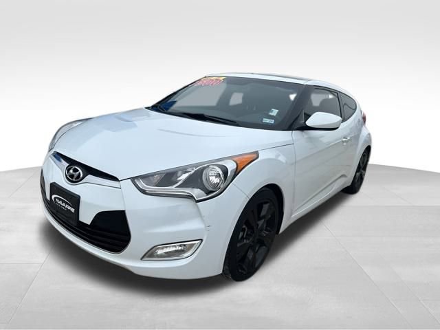 Used 2017 Hyundai Veloster Value Edition image 4