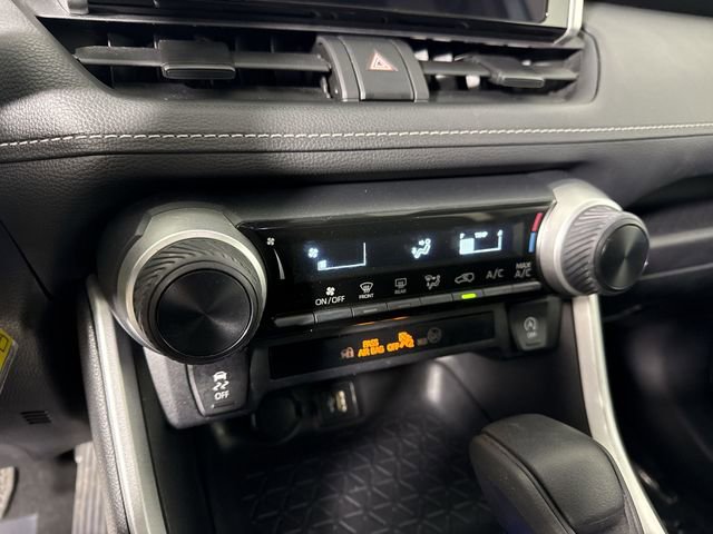 Used 2024 Toyota RAV4 LE image 9