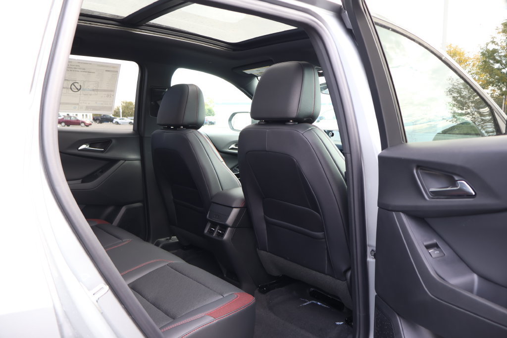New 2027 Chevrolet Equinox RS AWD/4WD image 40