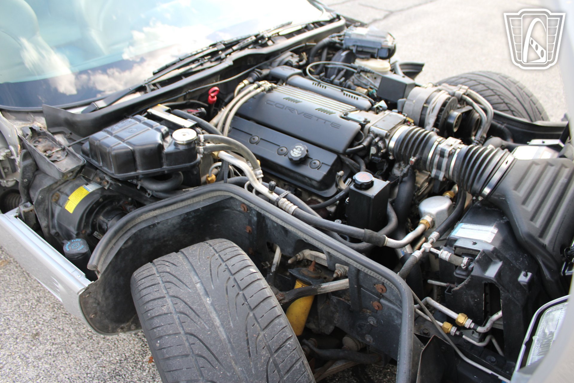 Used 1996 Chevrolet Corvette Coupe RWD image 9