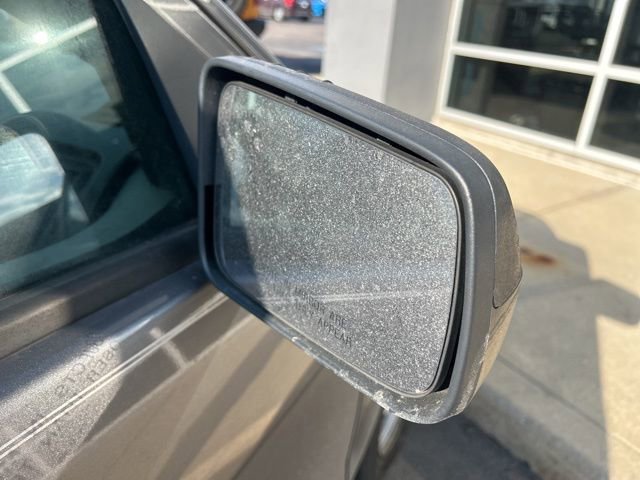 Used 2010 Ford Focus SE image 9