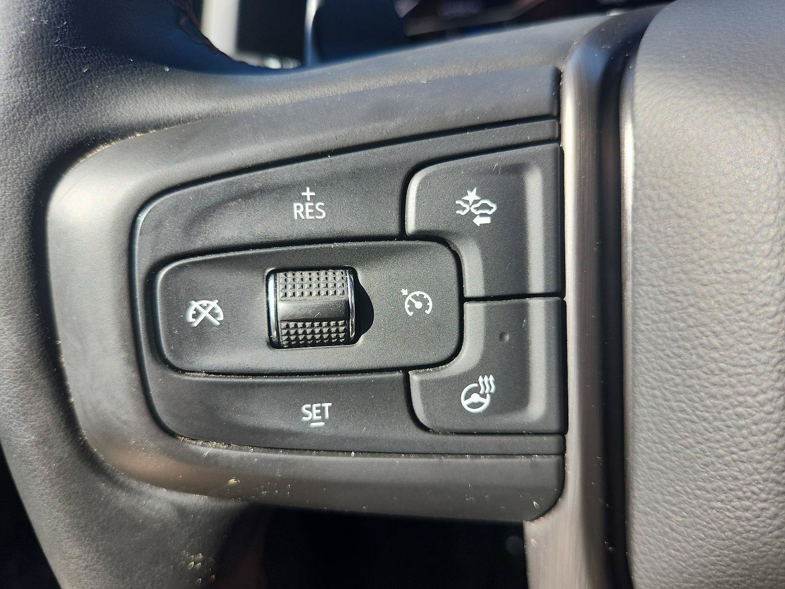 Certified 2025 GMC Sierra 1500 AT4 w/ AT4 Premium Package AWD/4WD image 29