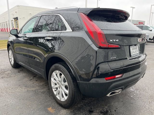 Used 2023 Cadillac XT4 Luxury w/ Cold Weather Package image 4