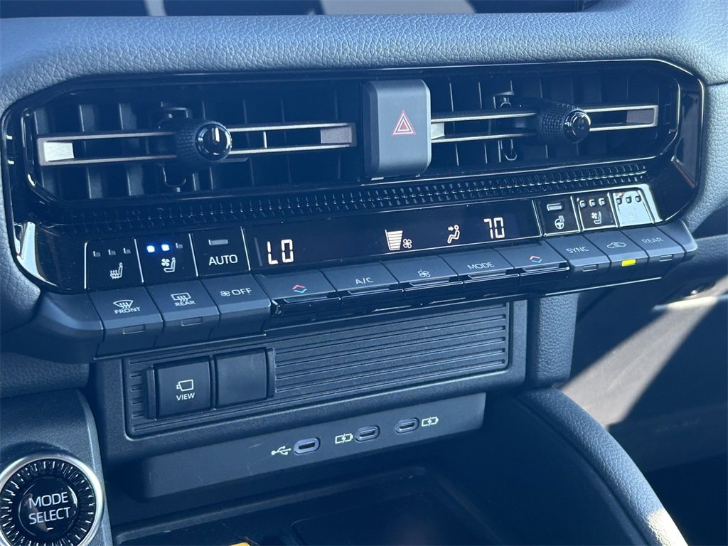 Used 2025 Toyota Land Cruiser image 42