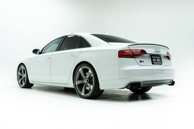 Used 2016 Audi S8 w/ Driver Assistance Package image 18