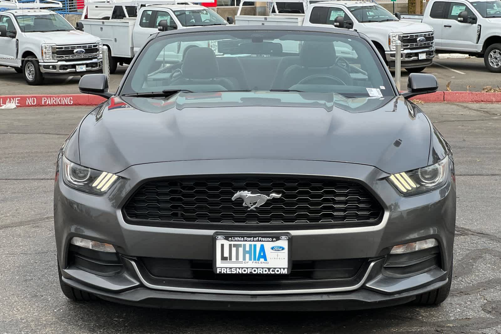 Used 2016 Ford Mustang Convertible RWD image 11
