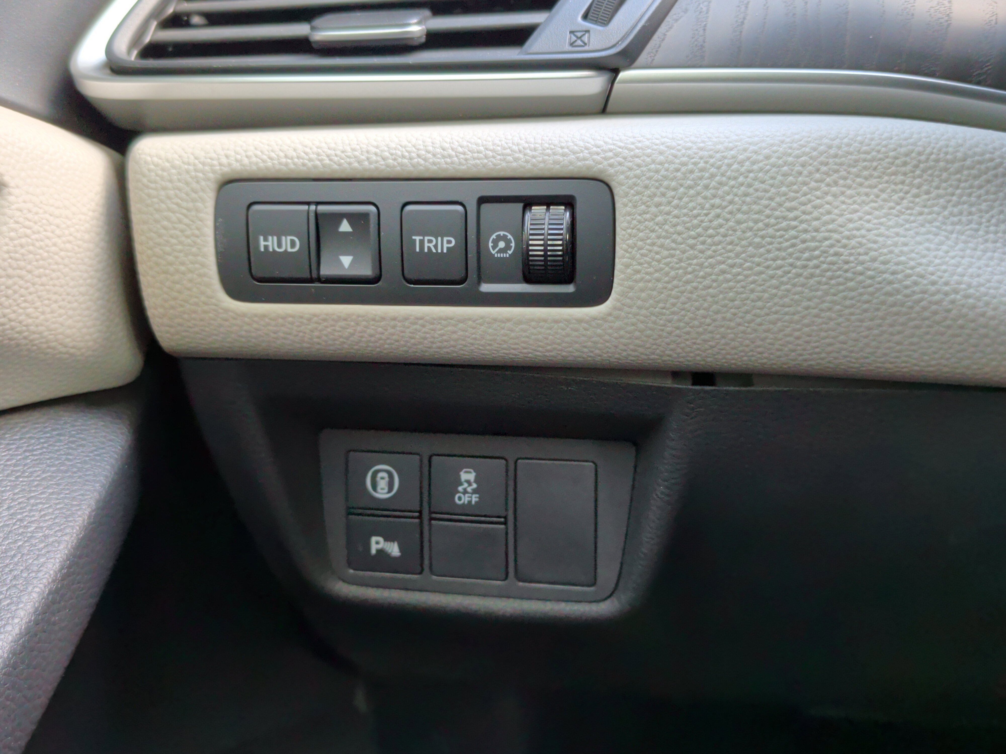 Used 2020 Honda Accord Touring image 25