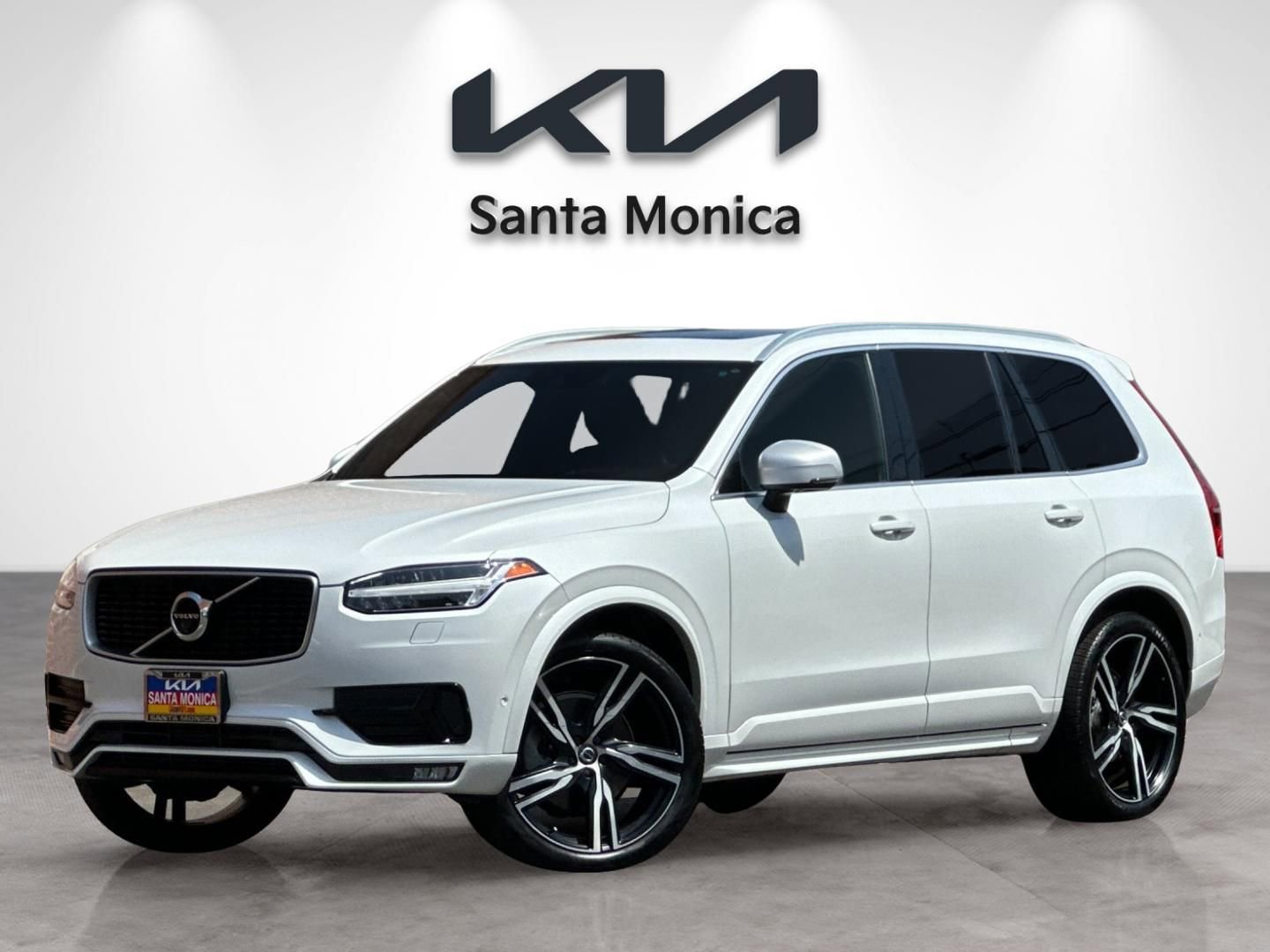 Used 2019 Volvo XC90 T6 R-Design w/ Advanced Package AWD/4WD image 2