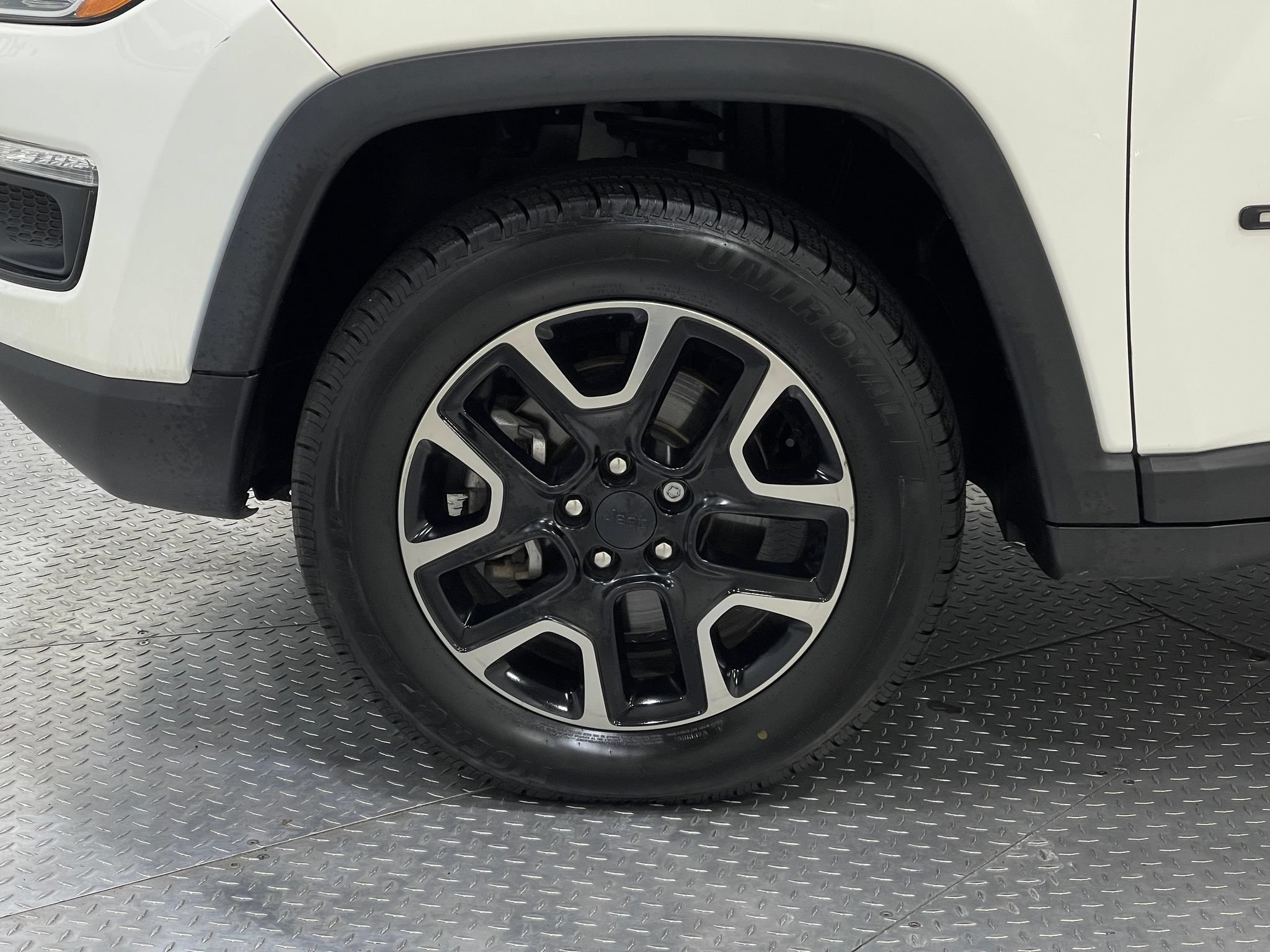 Used 2019 Jeep Compass Sport AWD/4WD image 33