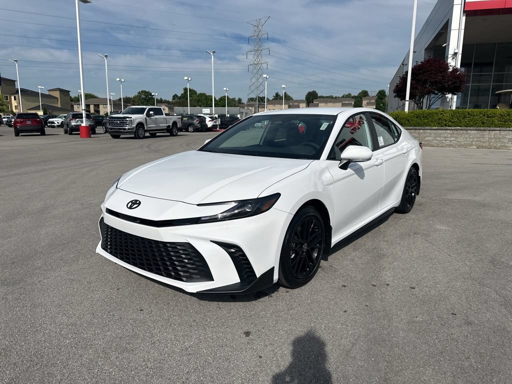 New 2026 Toyota Camry SE FWD image 3
