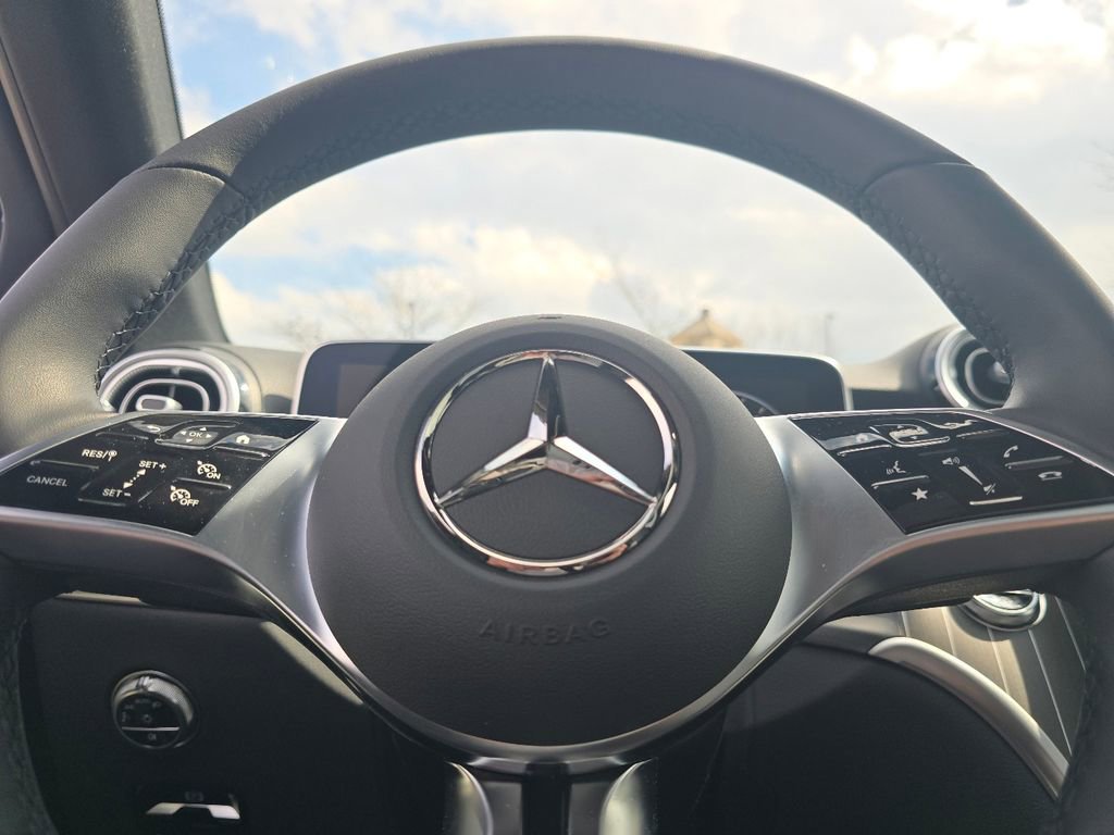 Certified 2026 Mercedes-Benz GLC 300 4MATIC image 30