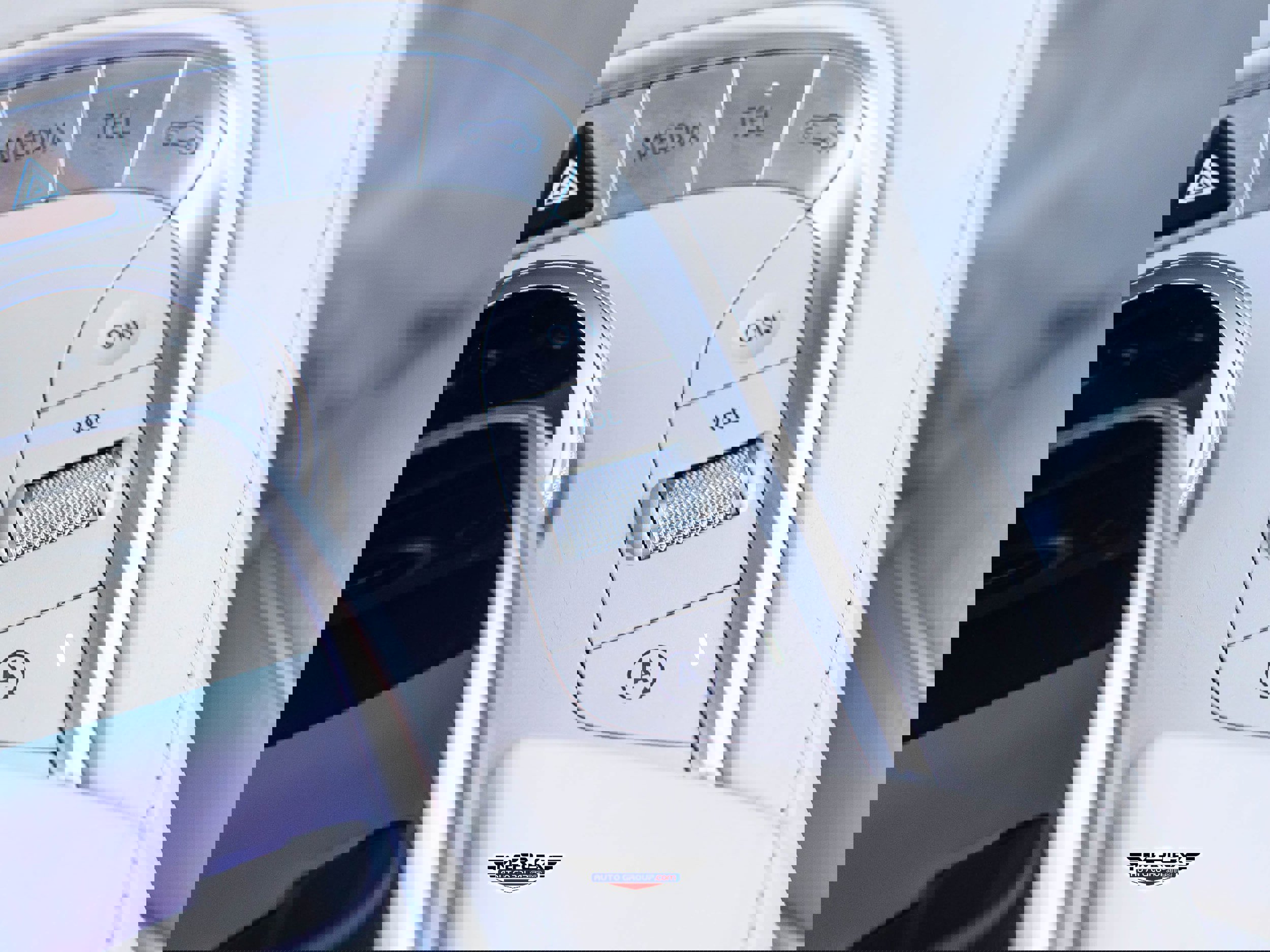 Used 2015 Mercedes-Benz S 550 Sedan w/ Premium 1 Package image 37