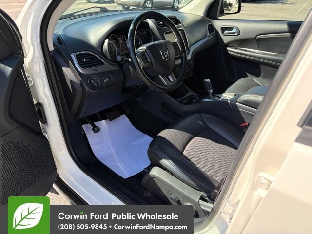 Used 2020 Dodge Journey Crossroad FWD image 12