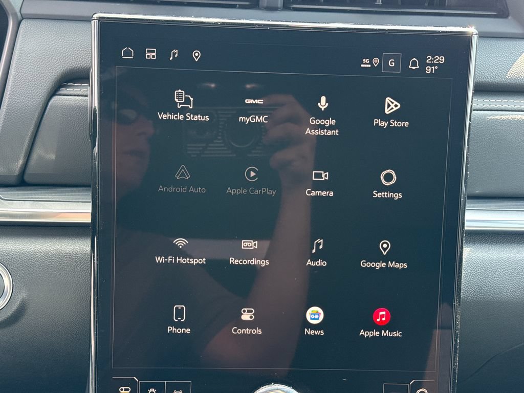 New 2027 GMC Terrain Elevation w/ Technology Package II AWD/4WD image 21