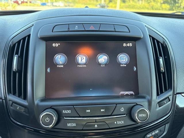 Used 2015 Buick Regal image 24
