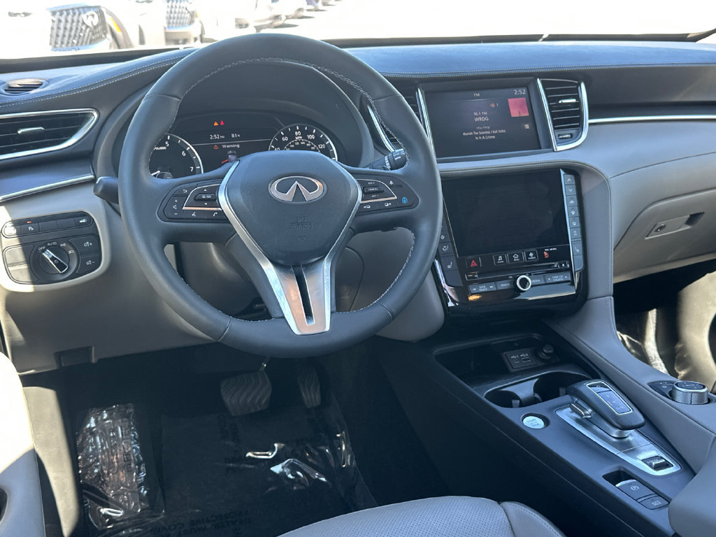 Certified 2023 INFINITI QX50 Luxe FWD image 19