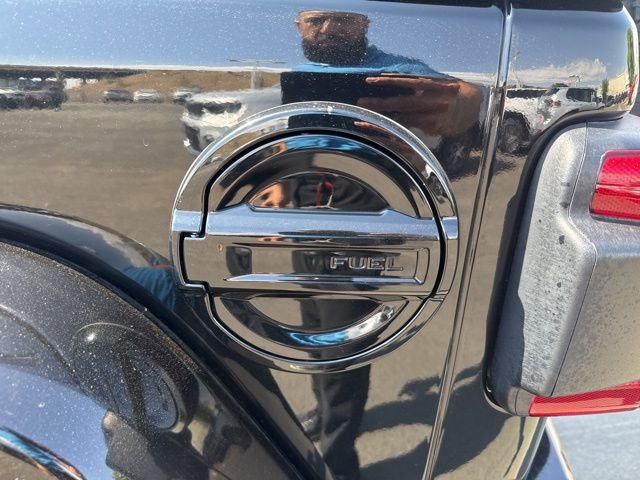 Certified 2022 Jeep Wrangler Unlimited Sahara image 36