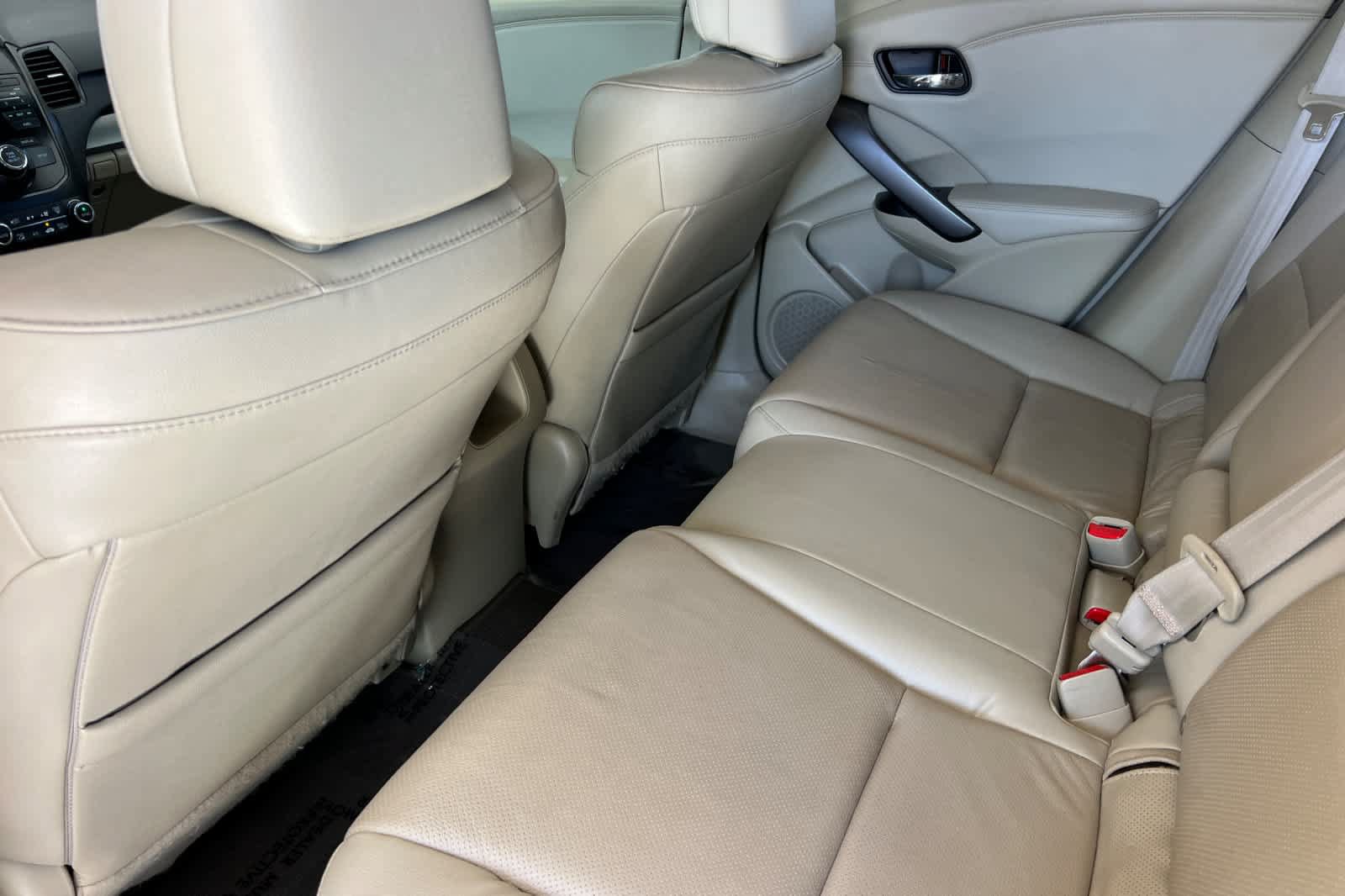 Used 2015 Acura RDX FWD image 4