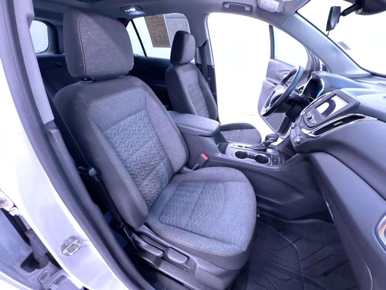 Used 2023 Chevrolet Equinox LT FWD image 35