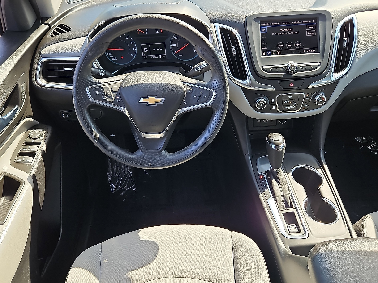 Certified 2020 Chevrolet Equinox LS w/ LS Convenience Package FWD image 11