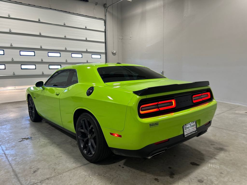 Used 2023 Dodge Challenger R/T w/ Blacktop Package image 8