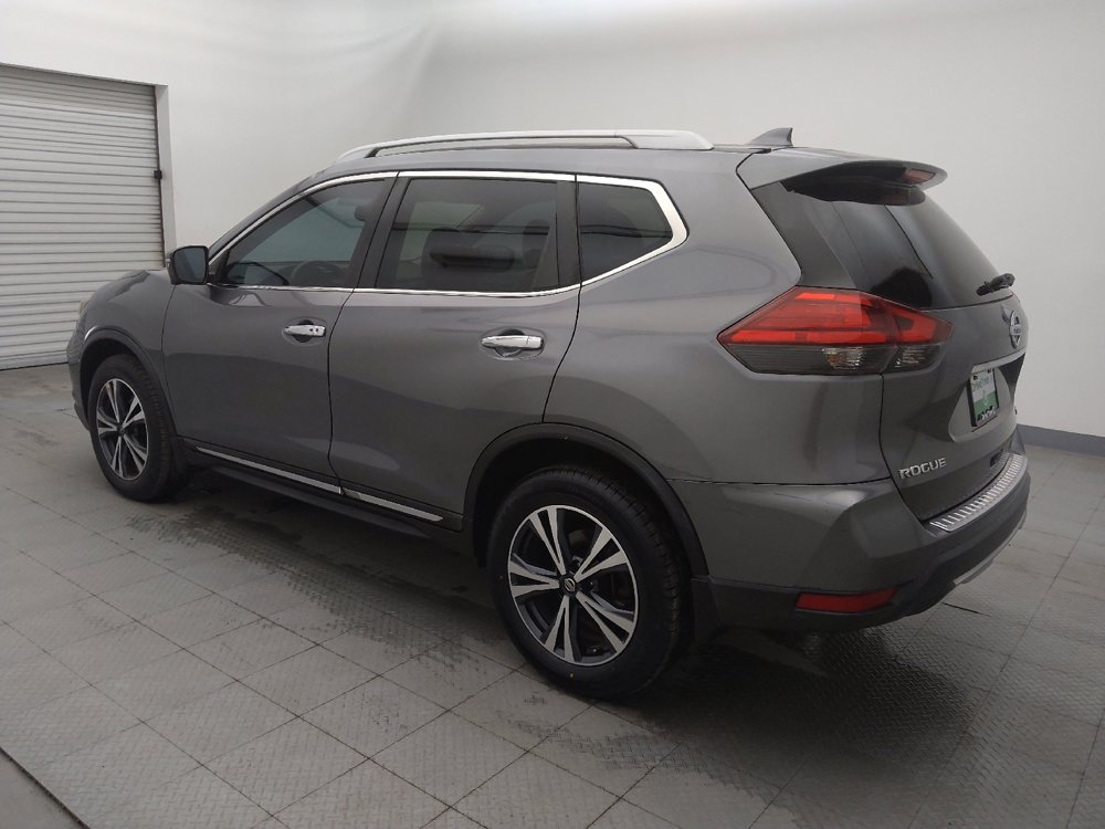 Used 2017 Nissan Rogue SL w/ SL Premium Package image 3