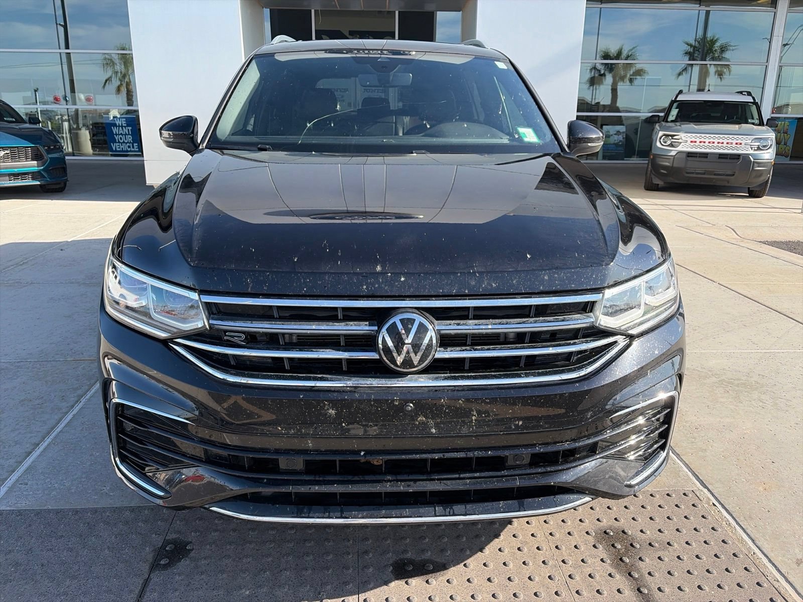 Used 2024 Volkswagen Tiguan SEL R-Line AWD/4WD image 8