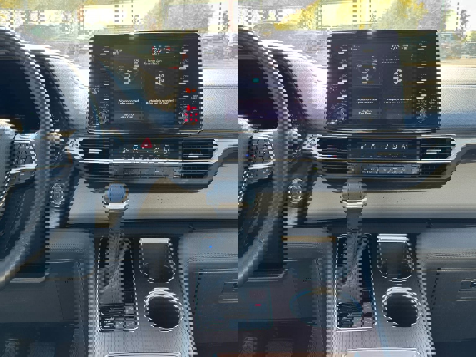 Used 2022 Toyota Sienna XLE image 15