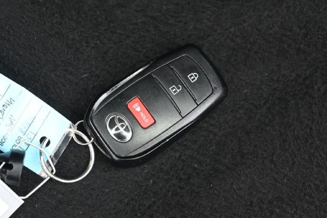 Used 2023 Toyota Corolla Cross LE FWD image 36