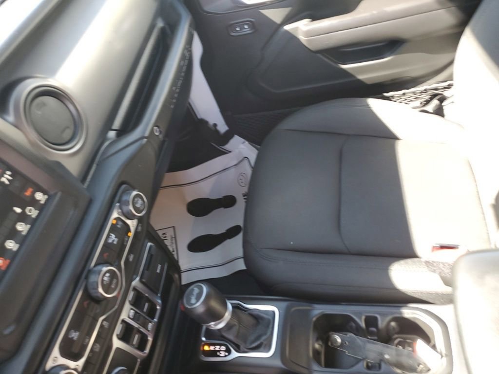 Used 2021 Jeep Wrangler Unlimited Sport image 22