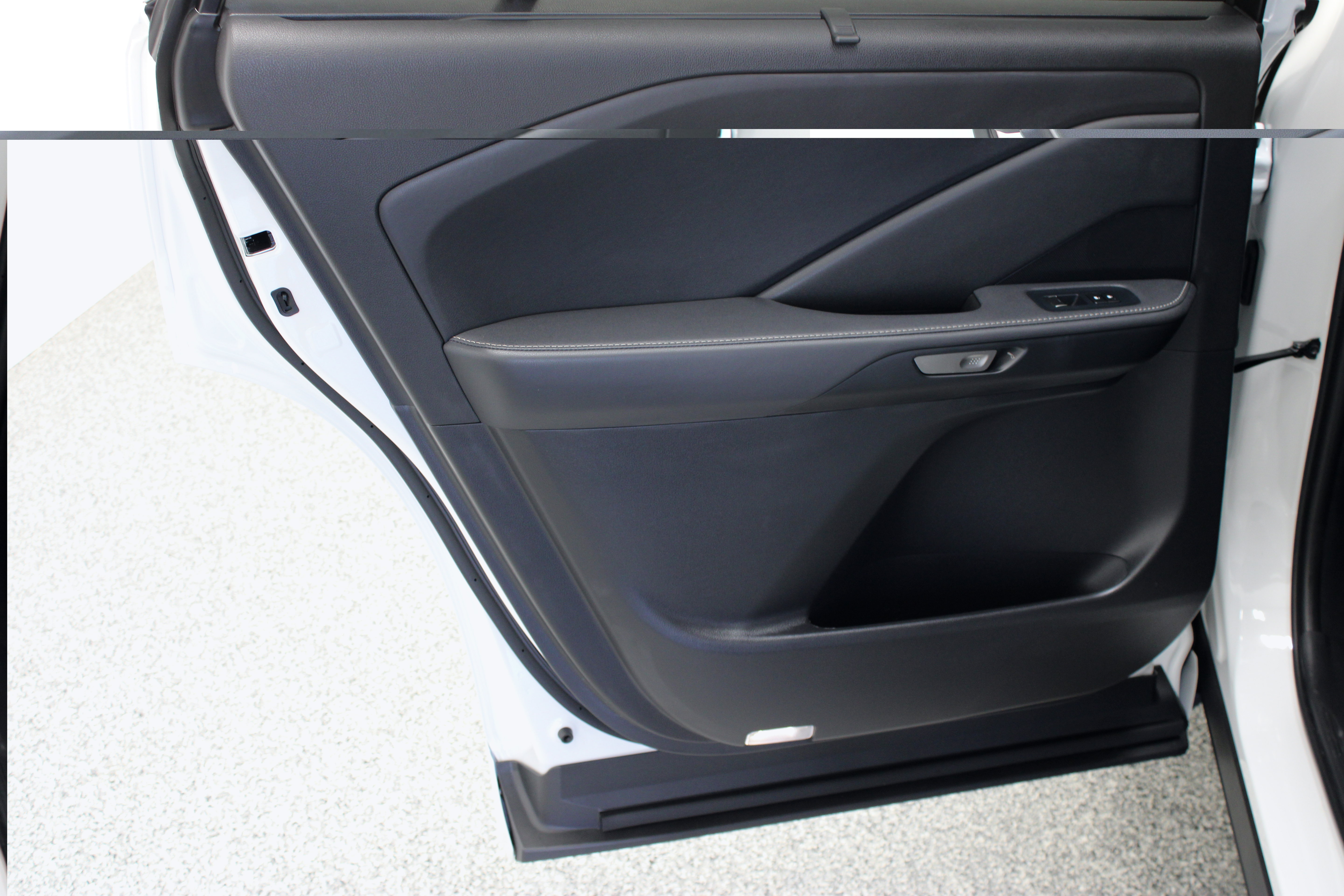 Used 2026 Lexus TX 500h AWD w/ Technology Package image 24