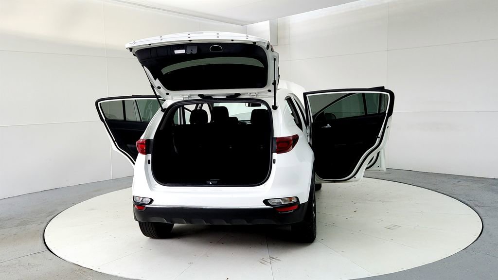 Used 2020 Kia Sportage LX AWD/4WD image 11