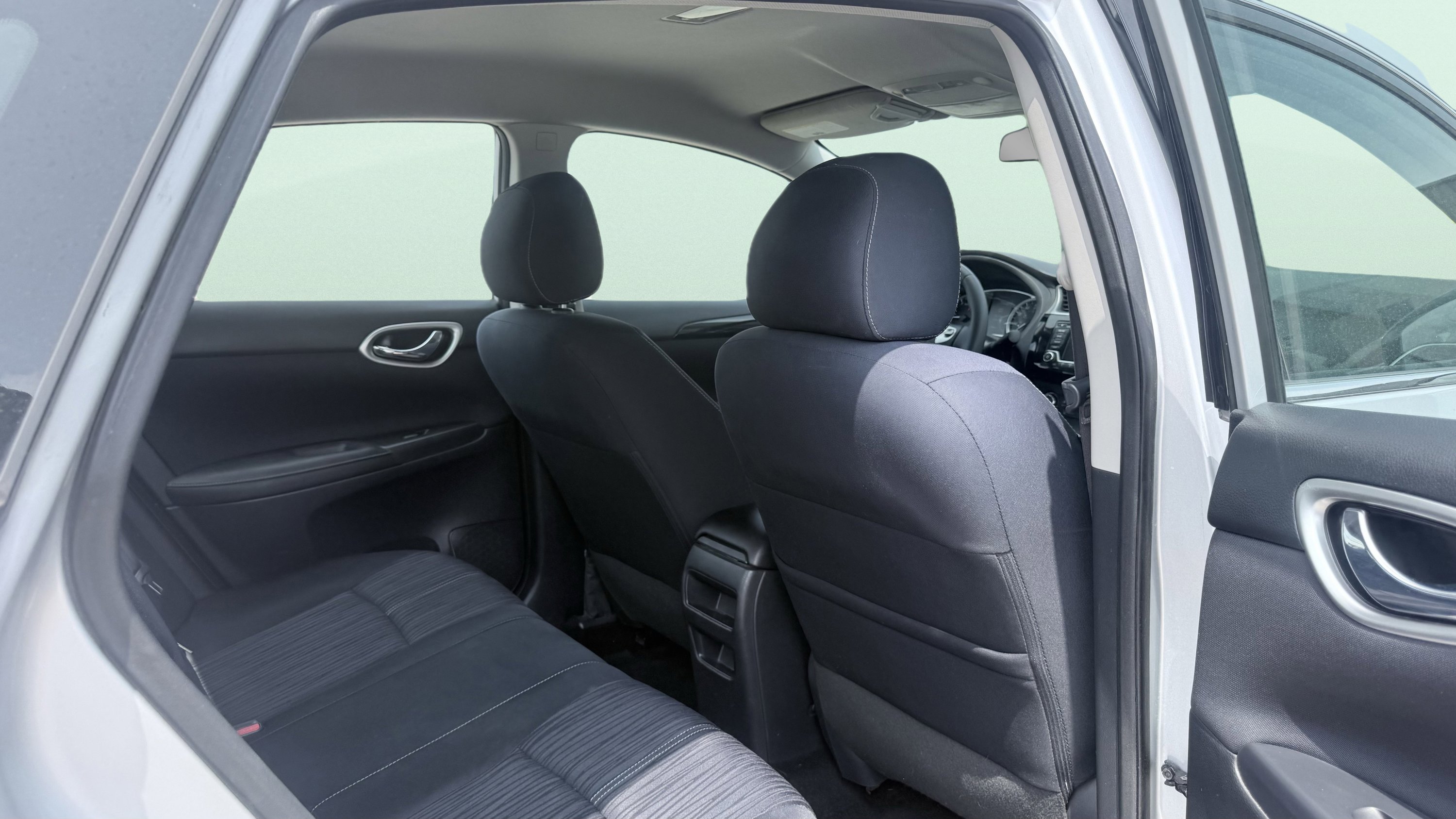 Used 2017 Nissan Sentra SV FWD image 32