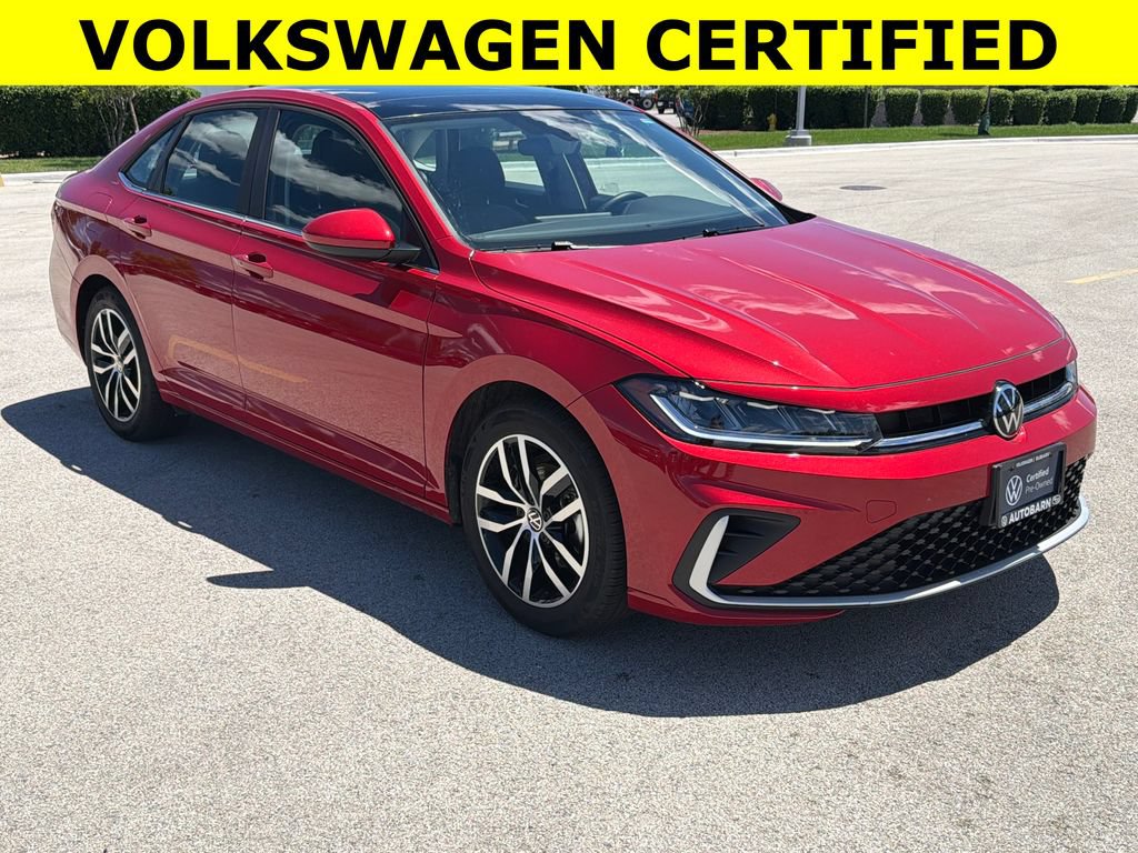 Certified 2025 Volkswagen Jetta SE FWD image 1