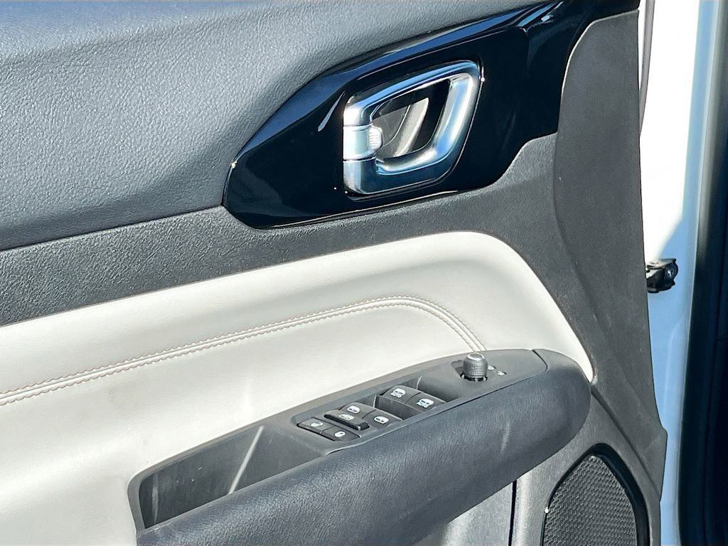 Certified 2025 Jeep Compass Limited image 17