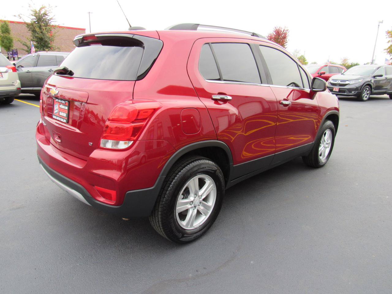 Used 2020 Chevrolet Trax LT w/ LT Convenience Package AWD/4WD image 5