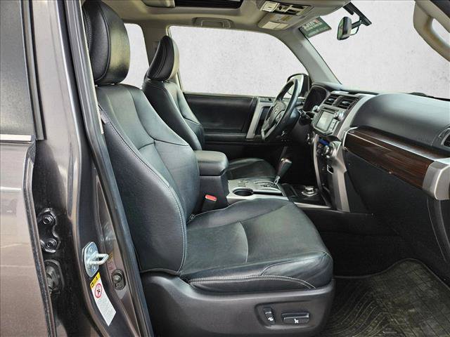 Used 2014 Toyota 4Runner Limited AWD/4WD image 18