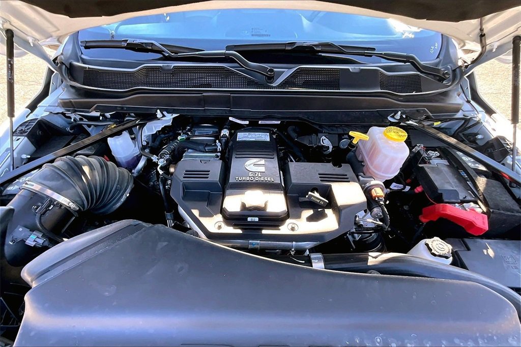 Used 2024 RAM 5500 Tradesman w/ Chrome Appearance Group image 24