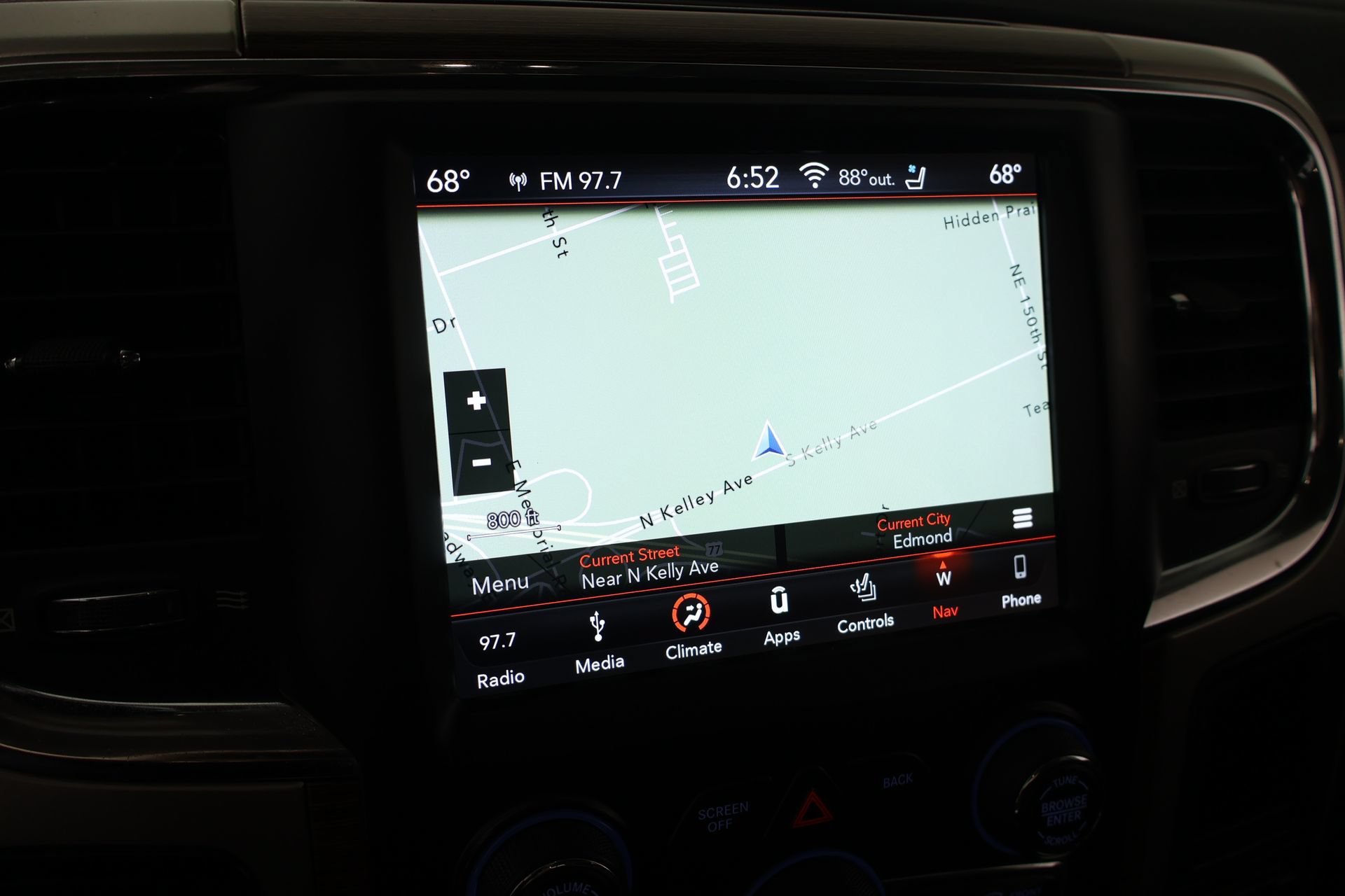 Used 2018 RAM 2500 Laramie AWD/4WD image 7