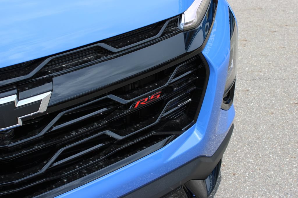 New 2026 Chevrolet Equinox RS w/ Convenience Package III FWD image 9