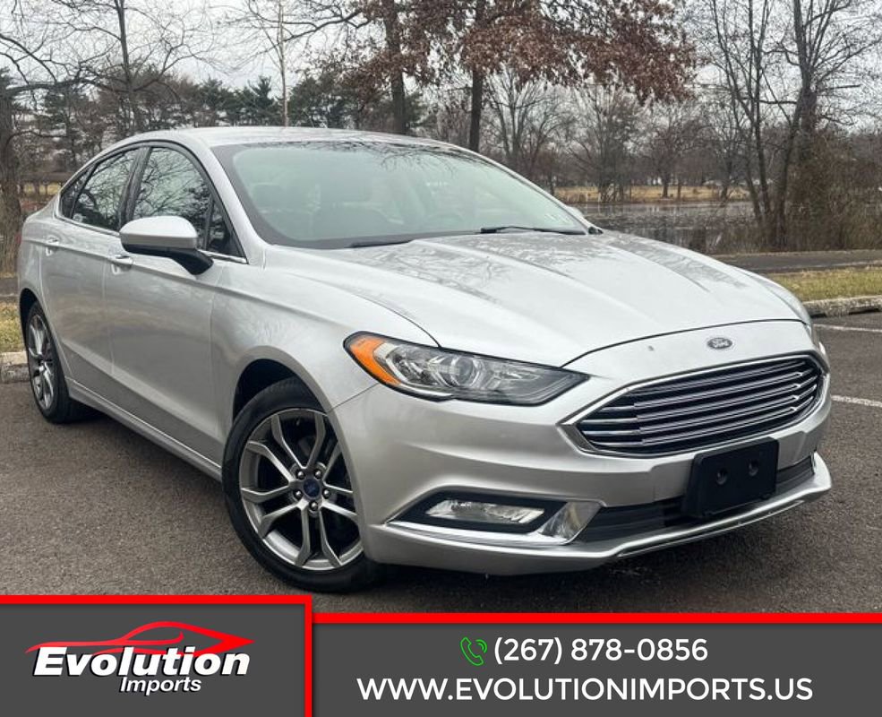 Used 2017 Ford Fusion SE w/ Equipment Group 201A image 1