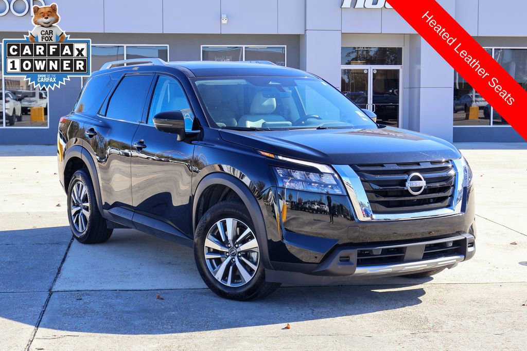 Used 2025 Nissan Pathfinder SL