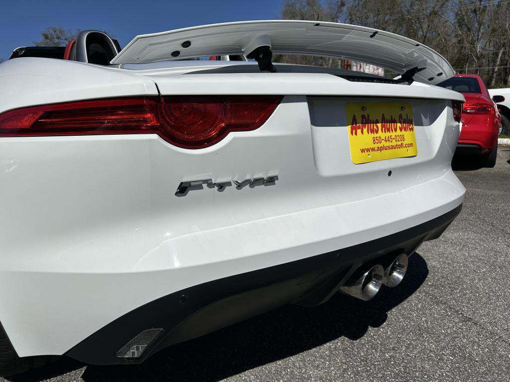 Used 2015 Jaguar F-TYPE Convertible image 7
