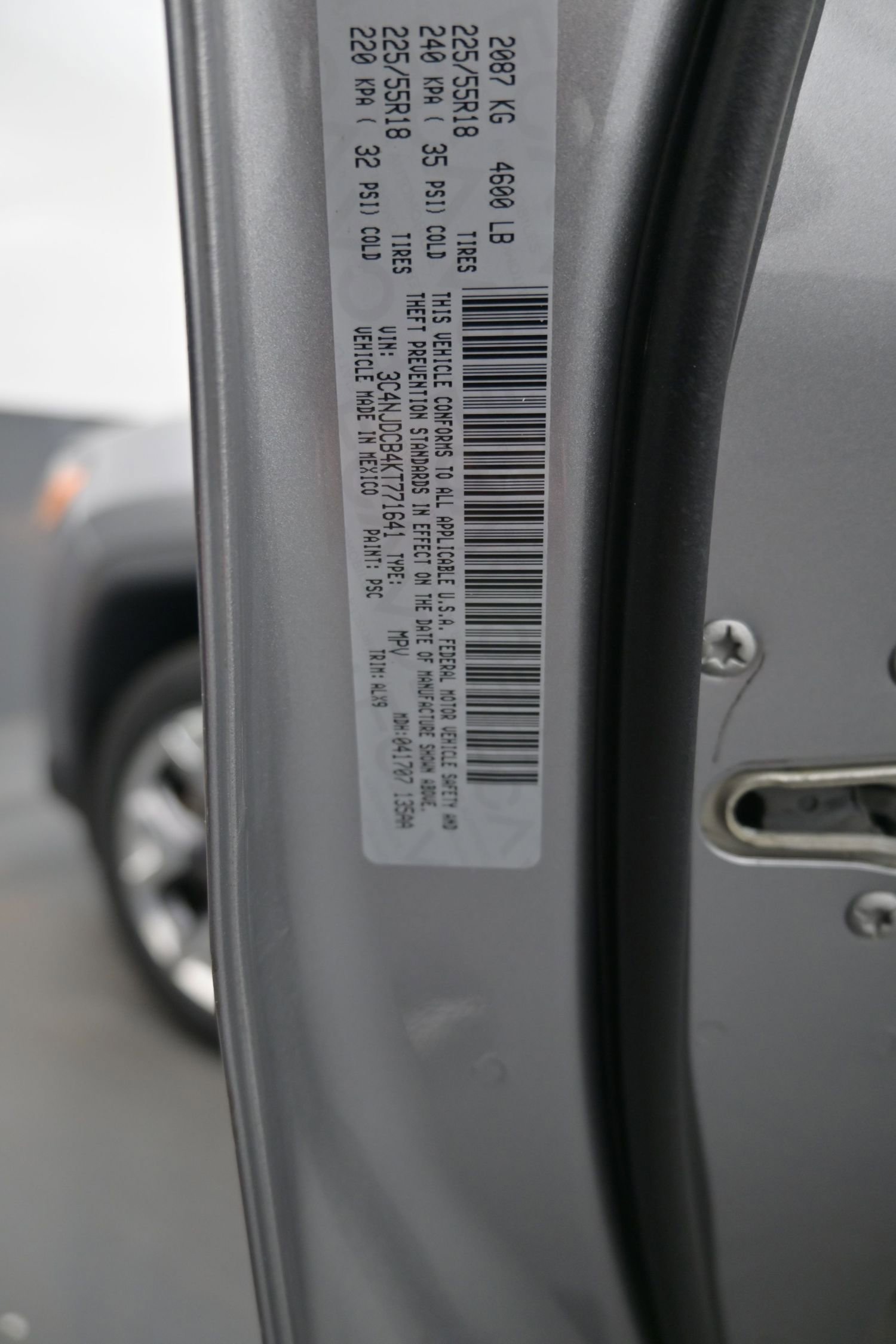 Used 2019 Jeep Compass Limited image 15
