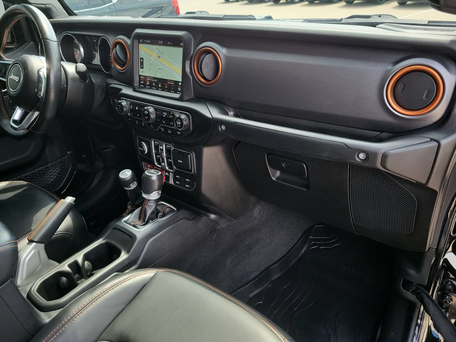 Used 2021 Jeep Gladiator Mojave AWD/4WD image 29