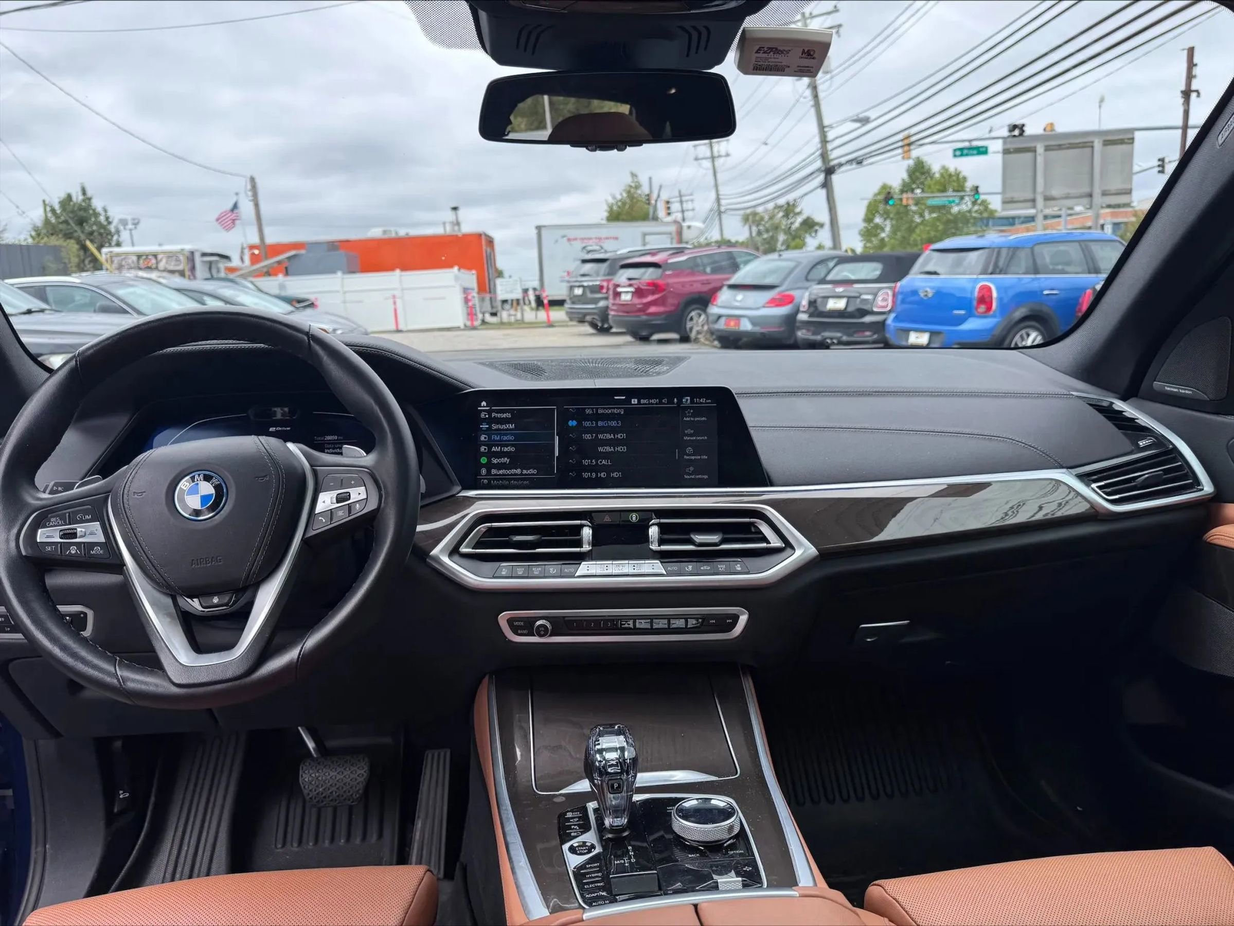 Used 2022 BMW X5 xDrive45e w/ Executive Package image 4