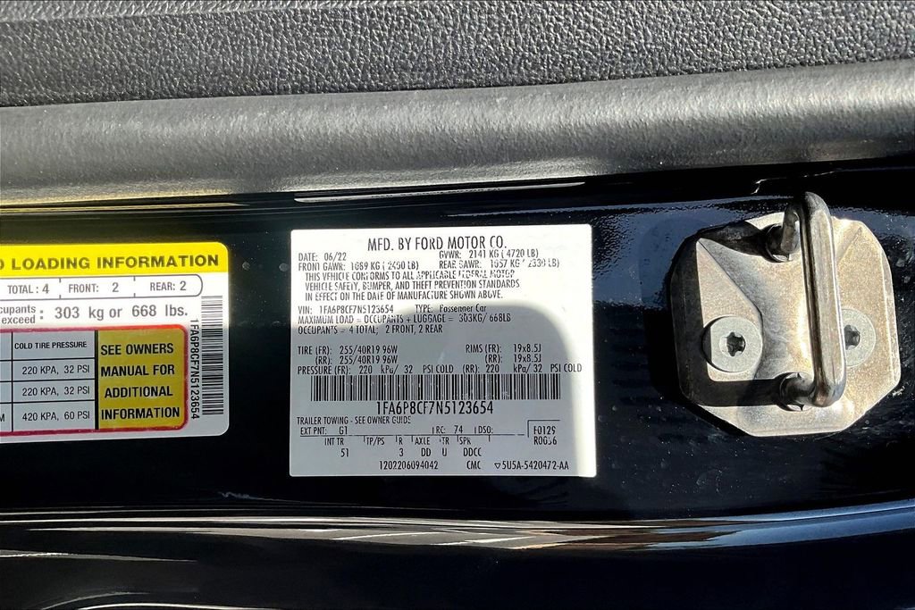 Used 2022 Ford Mustang GT Premium w/ Equipment Group 401A RWD image 23