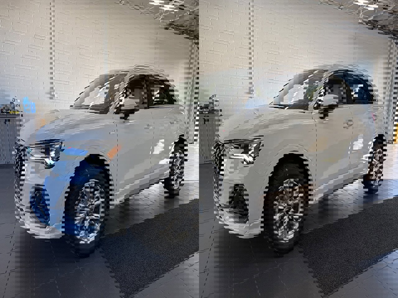 New 2025 Audi Q3 2.0T Premium Plus image 4